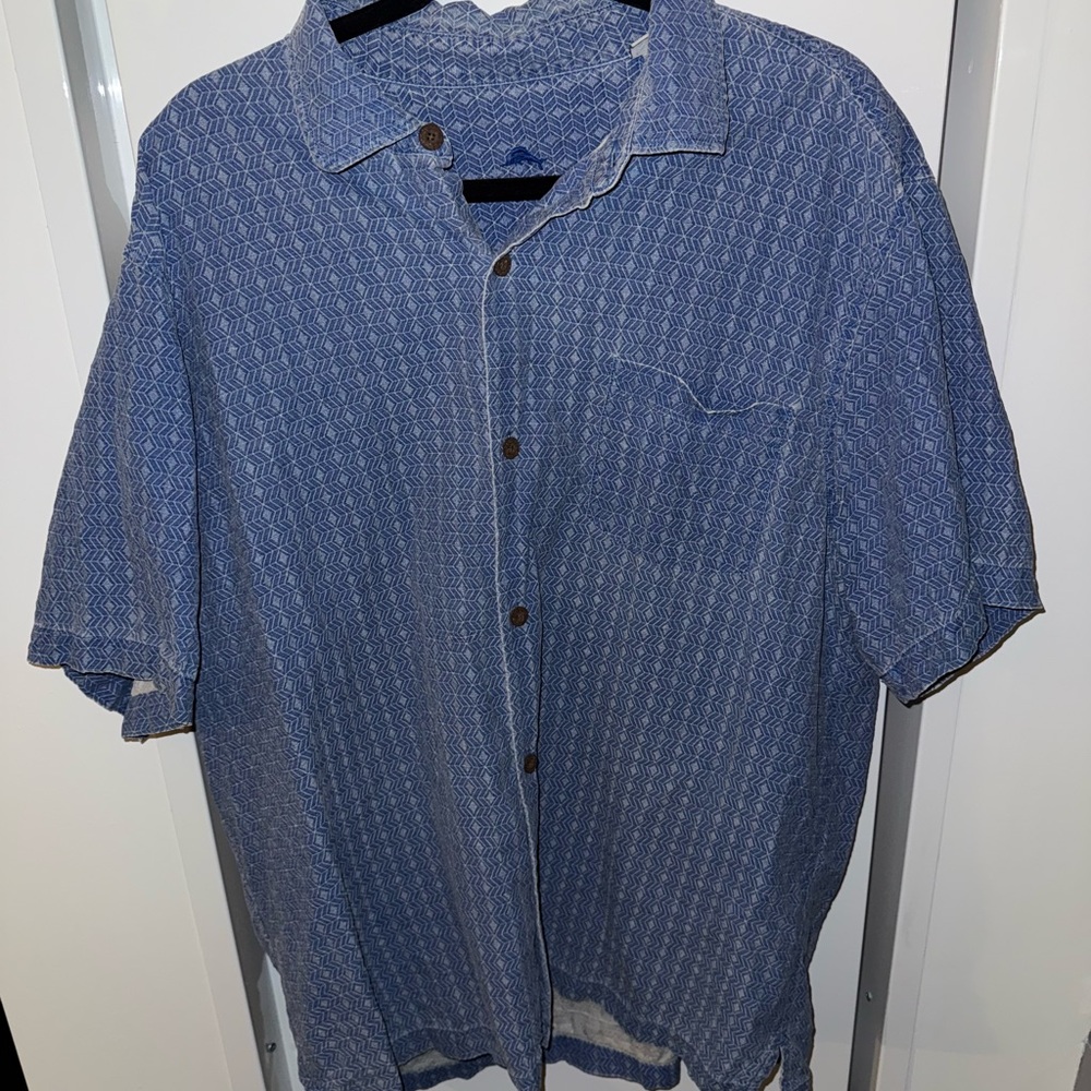 Four XL Tommy Bahama Hawaiian Shirts - 100% silk